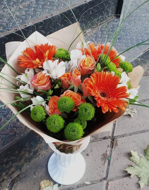 Букет цветов из: Герберы, Хризантемы, Альстромерии и Розы в Мотяково
