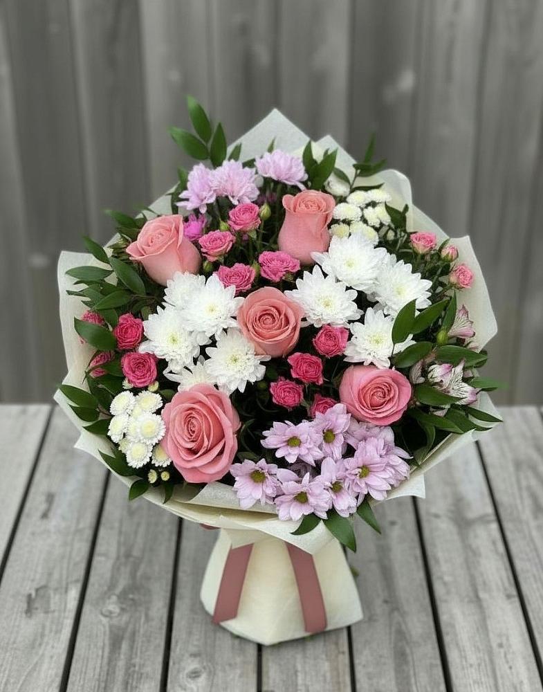 Букет цветов из: Альстромерии, Гвоздики, Розы и Хризантемы в Мотяково