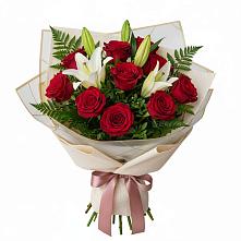 Букет цветов из:  Лилии и Розы в Мотяково