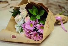 Букет цветов из:  Розы и Хризантемы #REPLACE_PRED# Мотяково