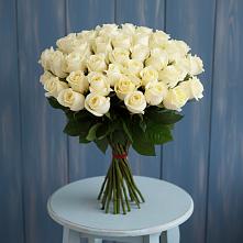 Букет 51 Белая роза Эдлесс Лав в Мотяково