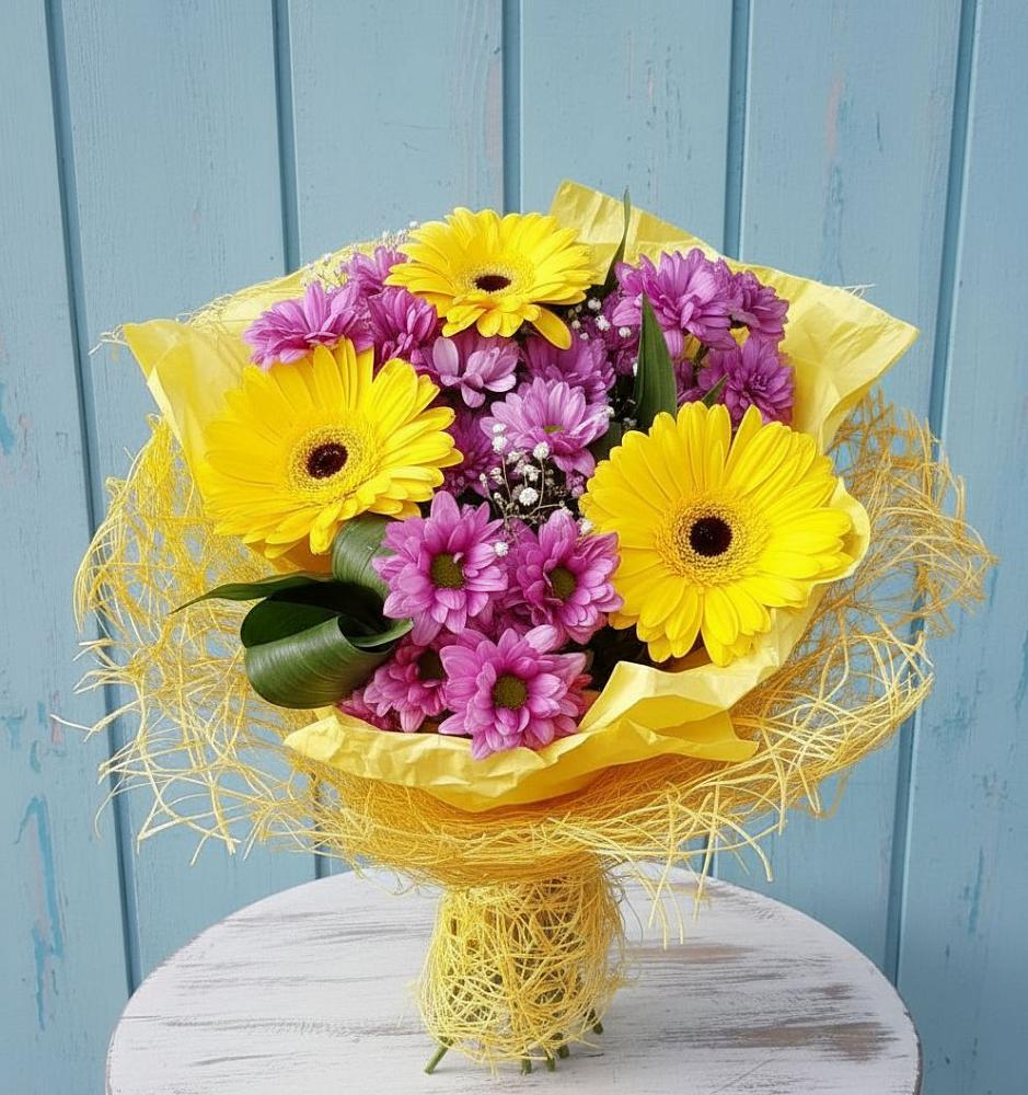 Букет цветов из: Хризантемы и Герберы в Мотяково