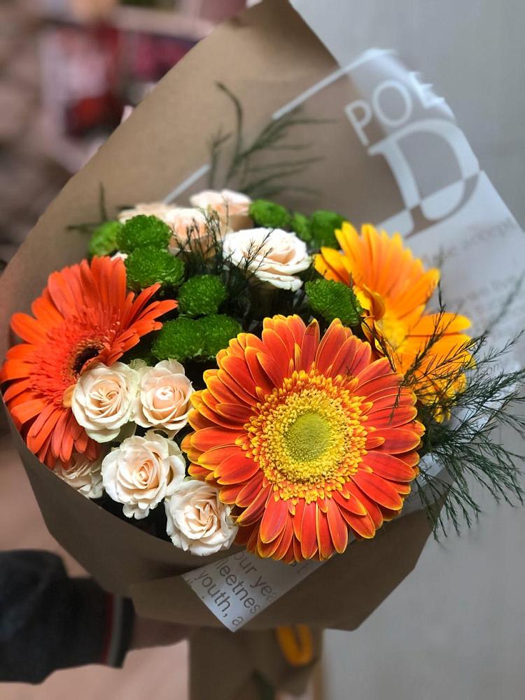 Букет цветов из: Герберы, Хризантемы и Розы в Мотяково