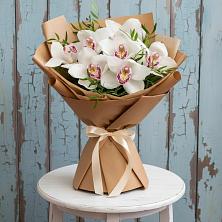 Букет цветов из:  Орхидеи и Розы в Мотяково